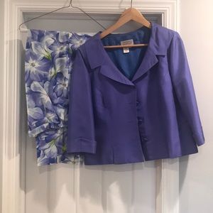 Violet Adrianna Papell pant suit